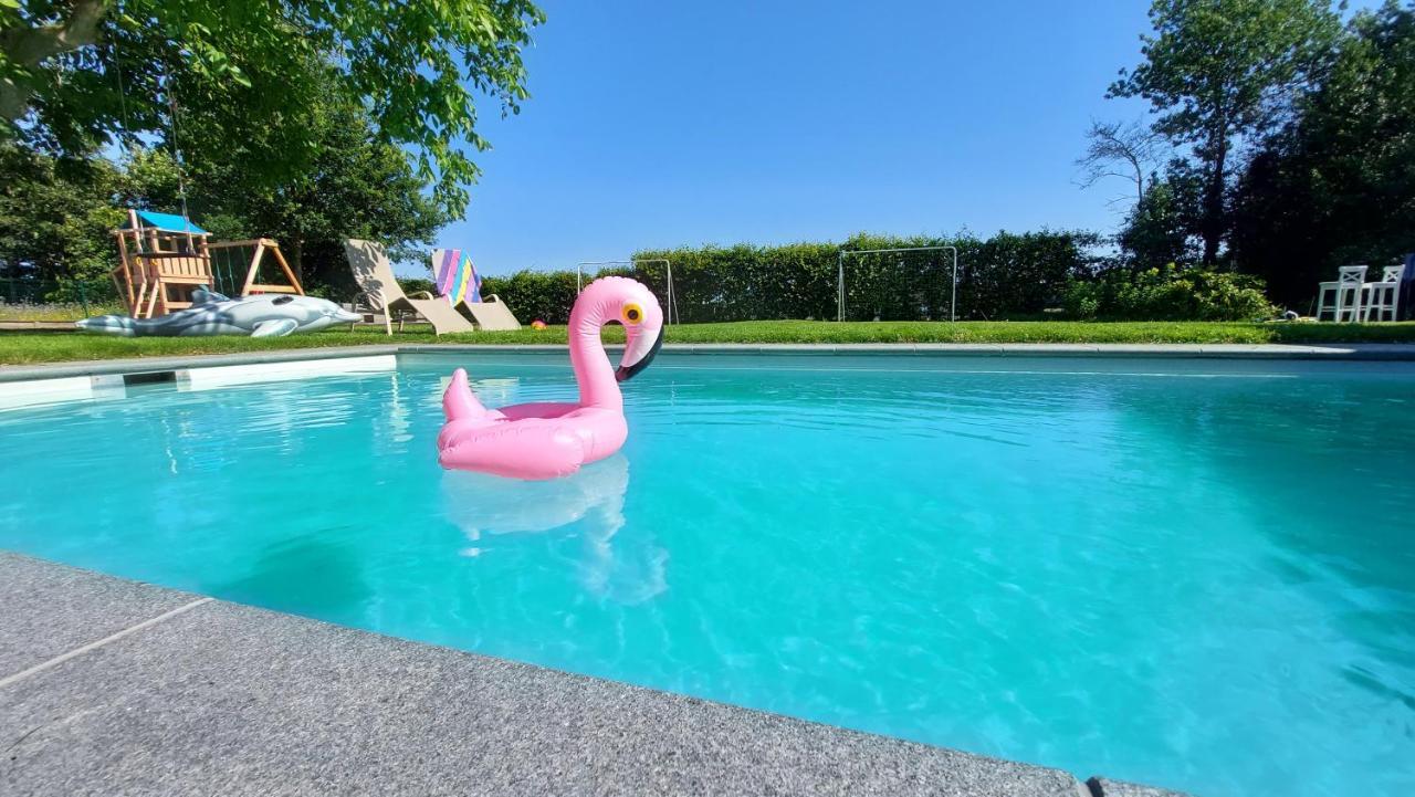 Vakantiewoning Met Permanent Verwarmd Zwembad En Sauna Koekelare Exterior foto